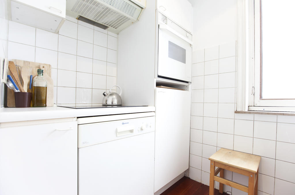 European Apartments Schuman-Ambiorix Брюссель Номер фото